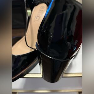 Black pattern, ankle buckle shoes, thick heel platform